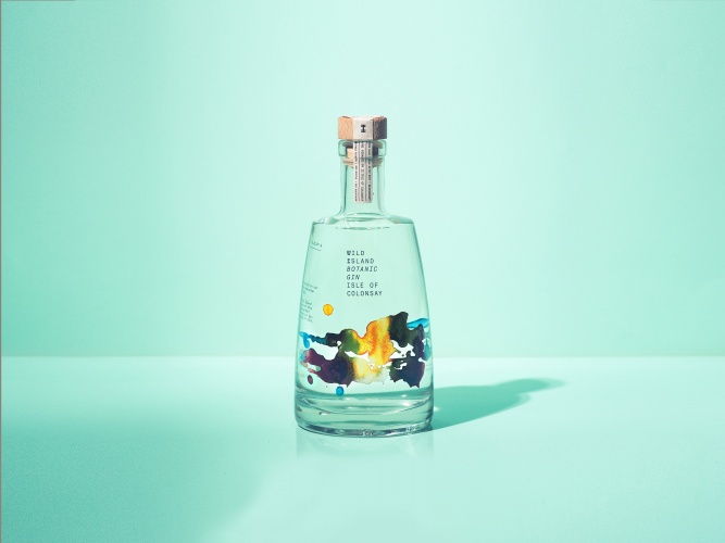 野島杜松子酒品牌視覺識別系統和產品包裝設計,水彩的簡約碰撞